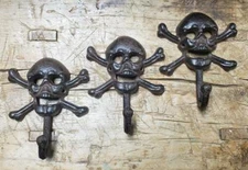 3 Cast Iron SKULL CROSSBONES Towel Hanger Coat Hat Hooks Hook PIRATE Jolly Roger