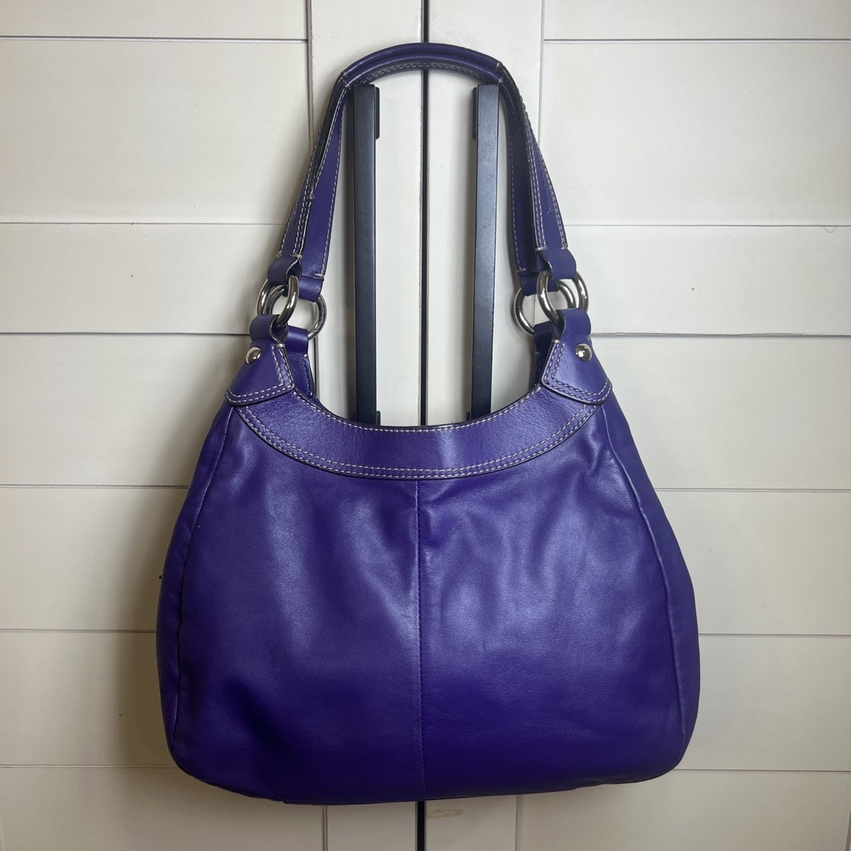 COACH (2011) Soho Lynn Y2K Leather Purple Hobo Buckle Shoulder Bag