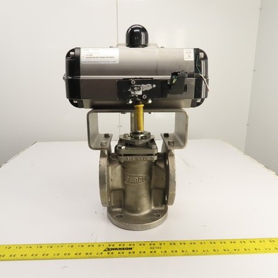 Durco 3 '' Edelstahl 3-Way Flansch Ventil W / Flowserve Pneumatisch Aktuator
