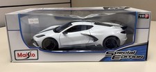 Maisto 46629 2020 Chevrolet Corvette Stingray Coupe White Diecast Model Car 1/18