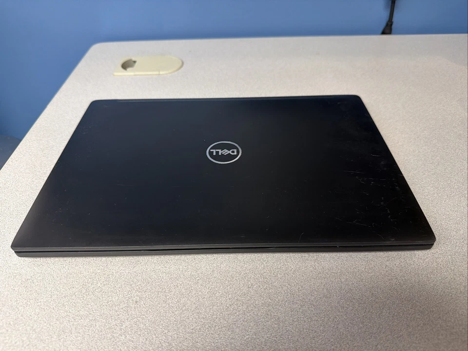 Ultrabook Dell Latitude E7490 i7-8650U 1,9 GHz 16 GB 512 GB SSD Win 11 Foto 3 de 4