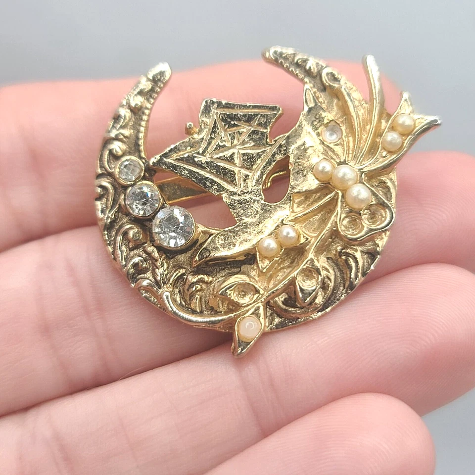 Broche Coro Vintage Semilla Cuentas Media Luna Firmado Tono Dorado LEER Foto 2 de 4