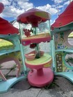 Plastic 1:6 Complete Dollhouse, 2-Story 4-Room Unfurnished Pink Teal Green LPS — photo 4