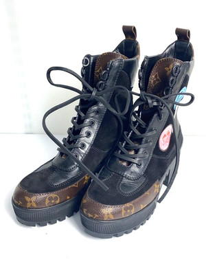 Louis Vuitton Laurier Line Ankle Boots Women's Shoes Black MA0166