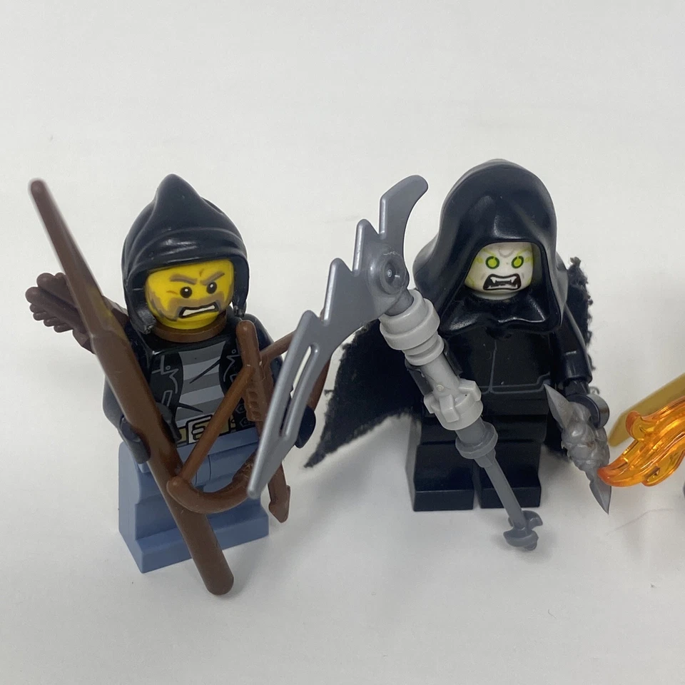 Custom Lego Castle Thieves Minifigs MOC “The Band of the Invisible Hand” 7 figs - Image 2 of 4