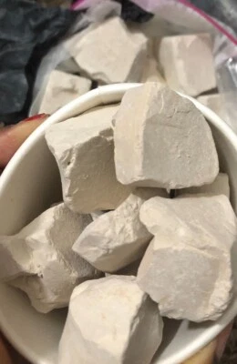 Clay | Calaba Chalk | Edible Clay | Kaolin | African White Chalk | 330g Pack - Image 1 of 4