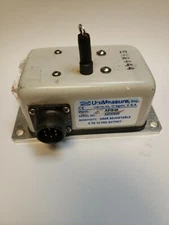 UNIMEASURE P510-30 ADJUSTABLE 0-10 VDC TRANSDUCER  USED