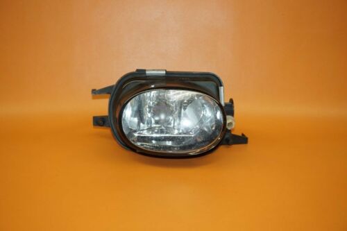 MERCEDES BENZ C320 FOG LIGHT LEFT DRIVER 2003 2004 2005 2006 2007 A203 AMG OEM