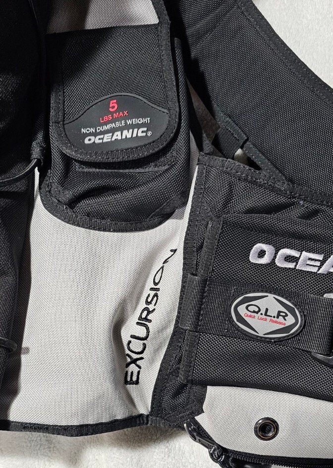 Oceanic Excursion BIOFLEX QLR Scuba Diving BCD Size Large with many