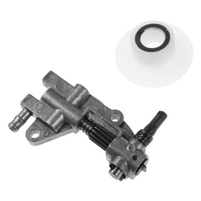 Garden Tool Parts Oil Drive Pump Worm Gear For Chinese Chainsaw 5200 4500 5800
