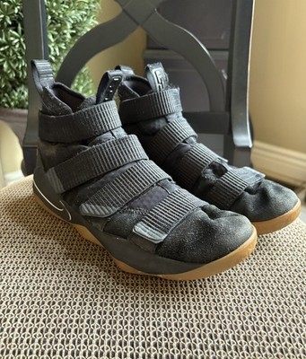 Nike LeBron Soldier 11 Black Gum Basketball Shoes 897644-007 Mens Sneakers Nike LeBron Soldier 11  main image 2
