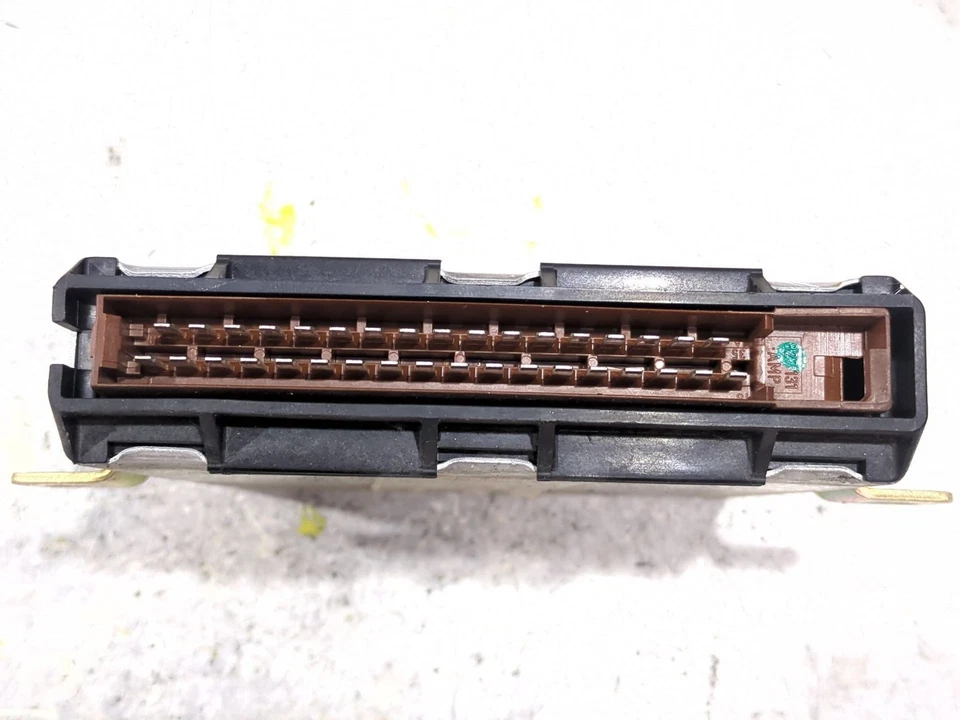 88GB10K910AA CENTRALINA MOTORE / 56822 PER FORD SCORPIO I SEDAN GGE 2.9 I 24V - Immagine 3 di 4