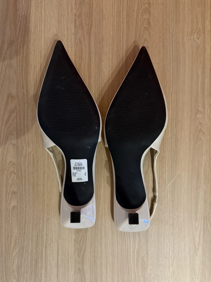 Escarpins Primark slingback écru boucle géométrique - Photo 4/4