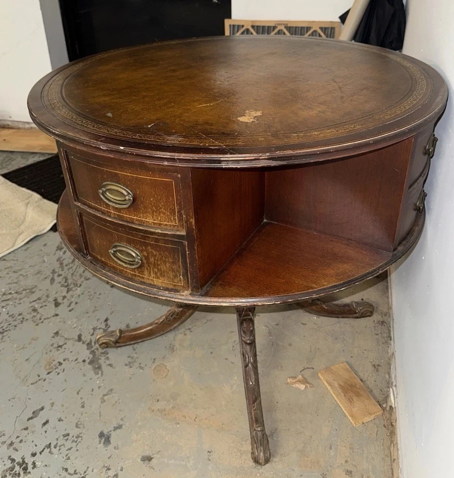 Preciosa mesa de tambor de caoba Foto 3 de 4