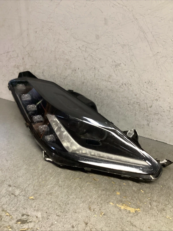 2014-2019 Chevrolet CHEVY Corvette RIGHT RH PASSENGER SIDE HEADLIGHT OEM PARTS