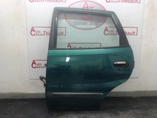 Porte arrière et accessoires Nissan TINO