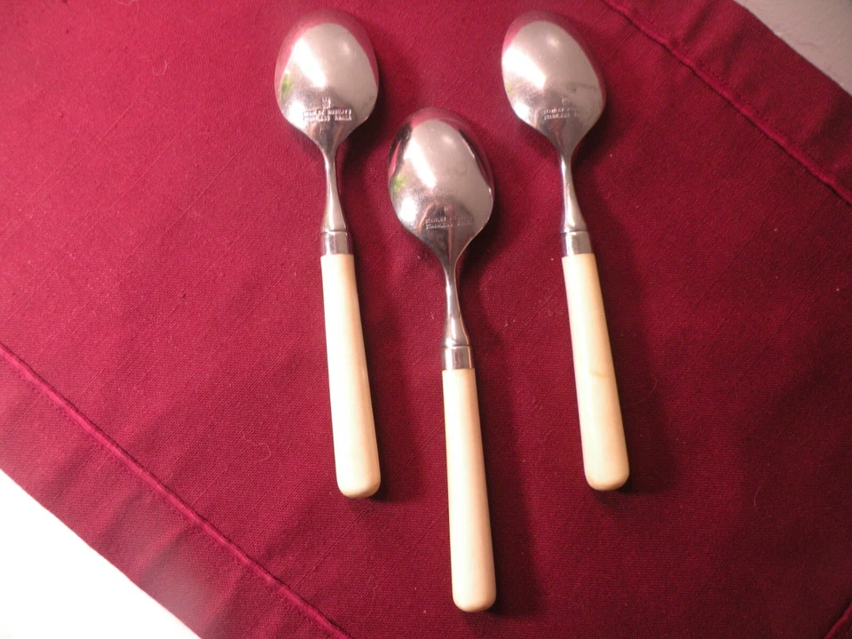 Juego de 3 cucharaditas Stanley Roberts Spectrum marfil acero inoxidable 6 5/8" Foto 4 de 4