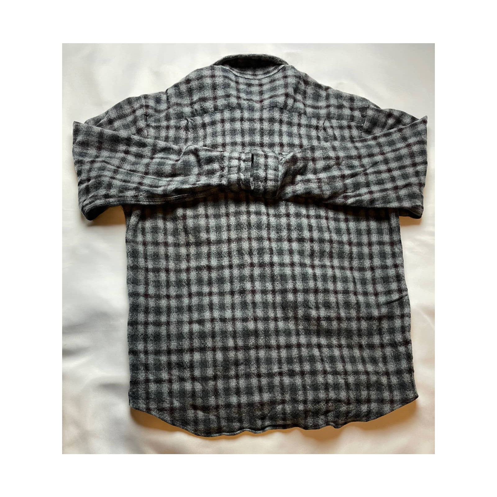 Pendleton Gray Black Plaid Button-Up Collared Out… - image 3