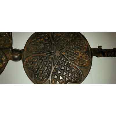 Griswold Erie ''Heart and Stars'' No. 18 cast iron waffle iron on No. 88 base