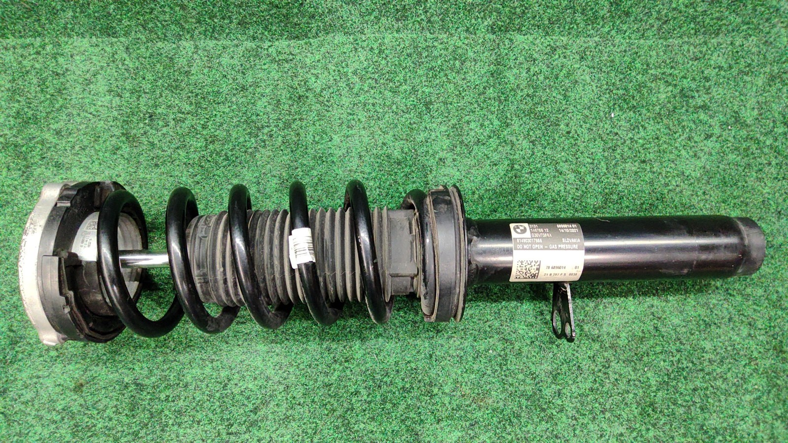 2017-2023 BMW 540i Front Right Strut Absorber 24K MILES OEM  31316896014