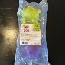 Hartz 3 Count Dura Play Zoo Balloons Squeak Dog Toys - Lion, Rhino, Alligator