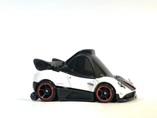 HOT WHEELS NEW 2026 Tooned PAGANI ZONDA Cinque UNSPUN