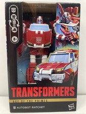 Transformers Age of the Primes Deluxe Class Autobot Ratchet Figure Brand New