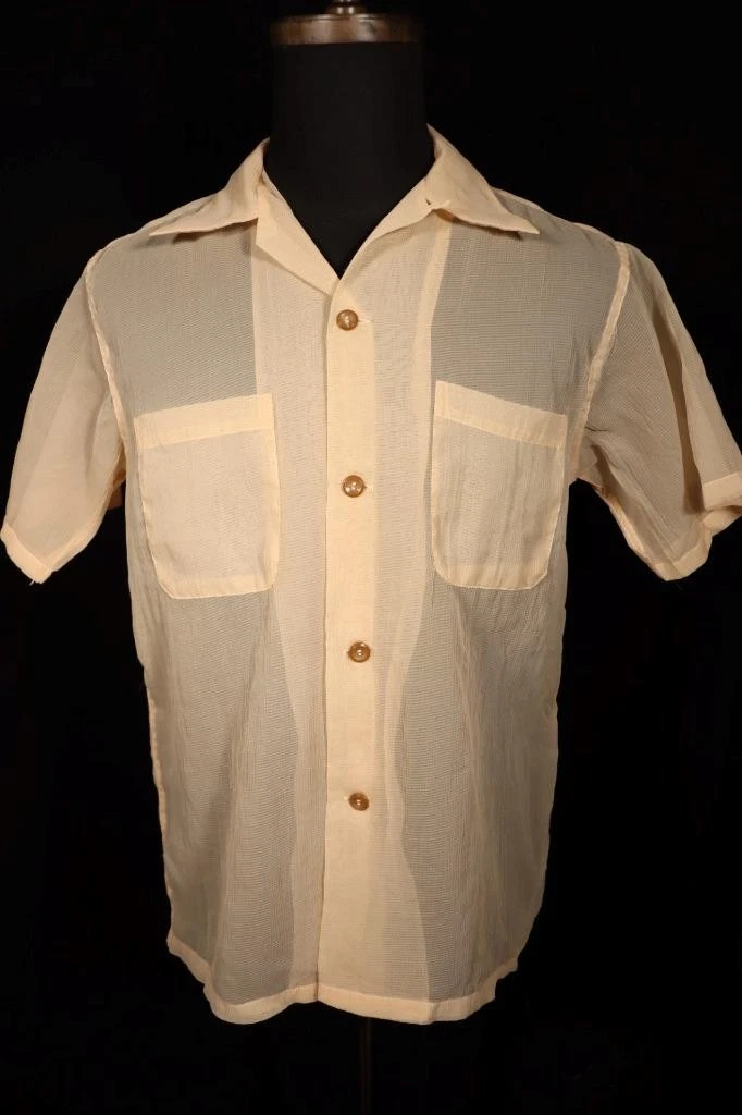 Vintage Hallmark 1940's WWII Era Yellow Waffle Nylon Shirt Size Medium Exc Cond