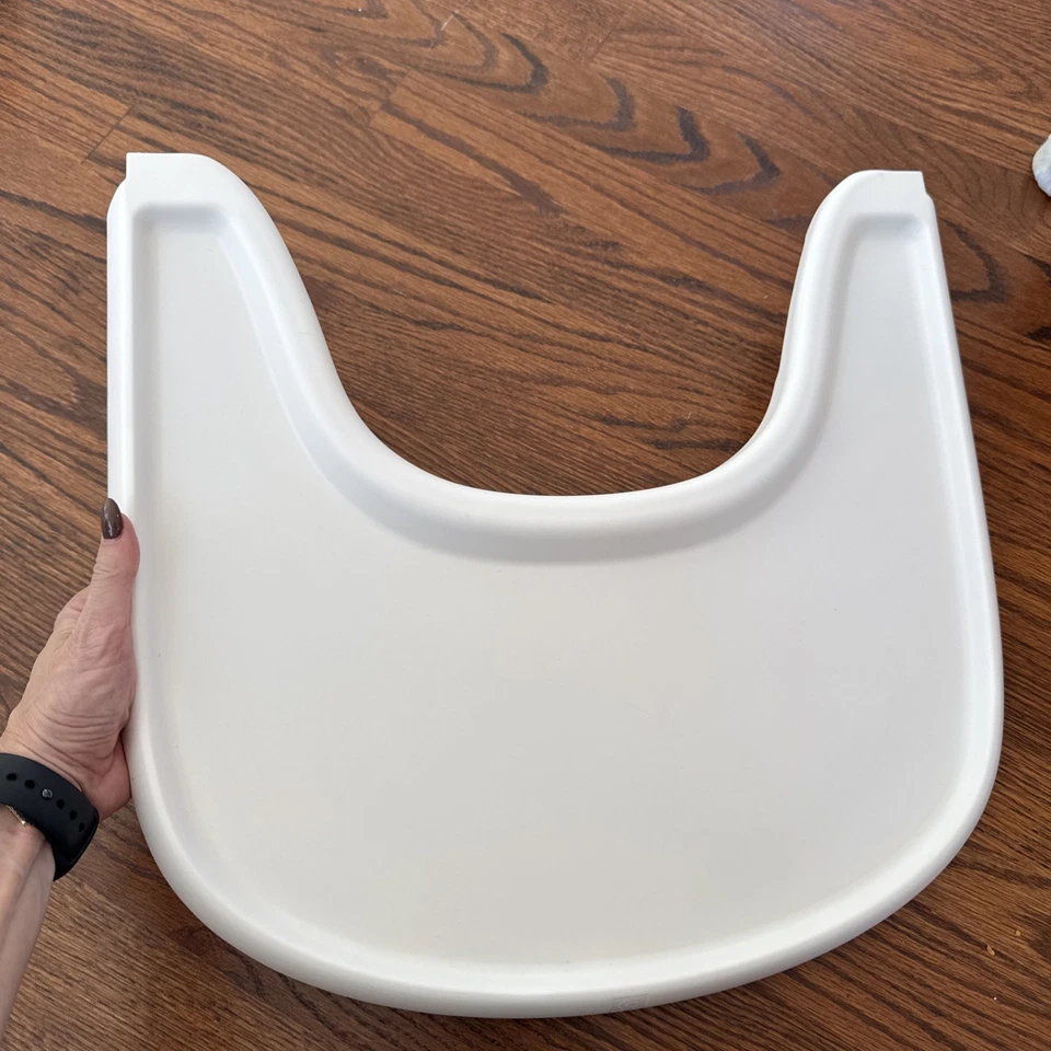 Bandeja para silla alta Stokke Tripp Trapp blanca bebé o niño pequeño, ligeramente usada Foto 3 de 3