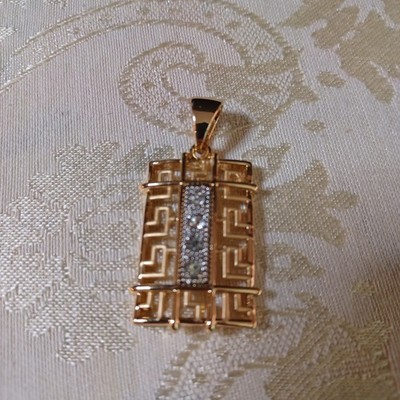 Vintage Rectangular Gold-Tone Charm Necklace Pendant 1.25'' X .75'' (a)
