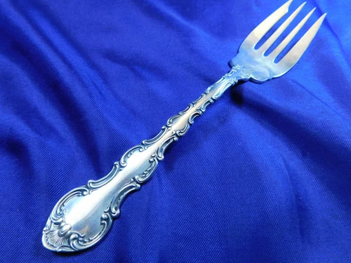 GORHAM STRASBOURG STERLING SILVER SALAD FORK - VERY GOOD CONDITION