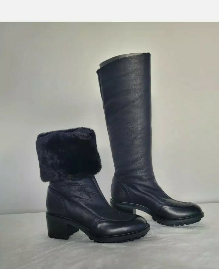 Emporio Armani soft sheepskin fur lined Chunky boots black size 41 