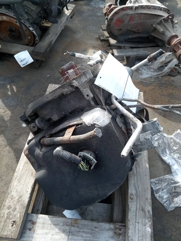 Used Automatic Transmission Assembly fits: 2010 Chrysler Town & country AT 3.5 G - Image 3 of 4