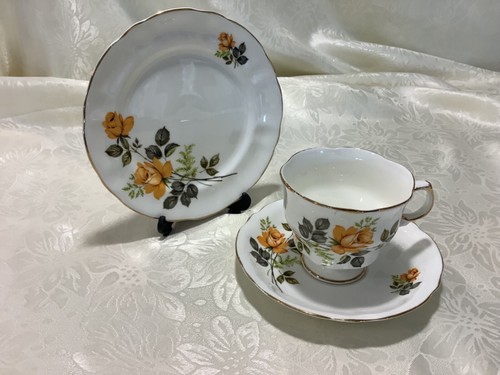 VINTAGE ARKLOW FINE IRISH BONE CHINA FLORAL TRIO - Picture 7 of 9