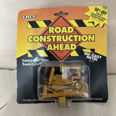 Ertl Road Construction Ahead Caterpillar D6H Dozer Diecast Metal Yellow RARE bx4
