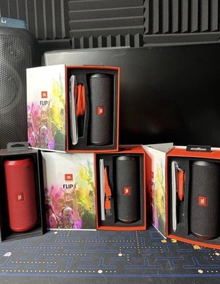 JBL Flip 3 Guter Zustand Schwarz Rot Mit OVP Und KABEL 4 Stück Vorhanden