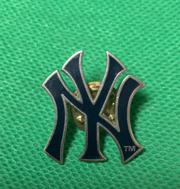 Épingle Sport Vintage 1998 World Series - Collection Rare