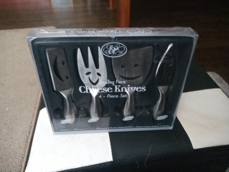 Smiley Face Knife Set NIB Fun !