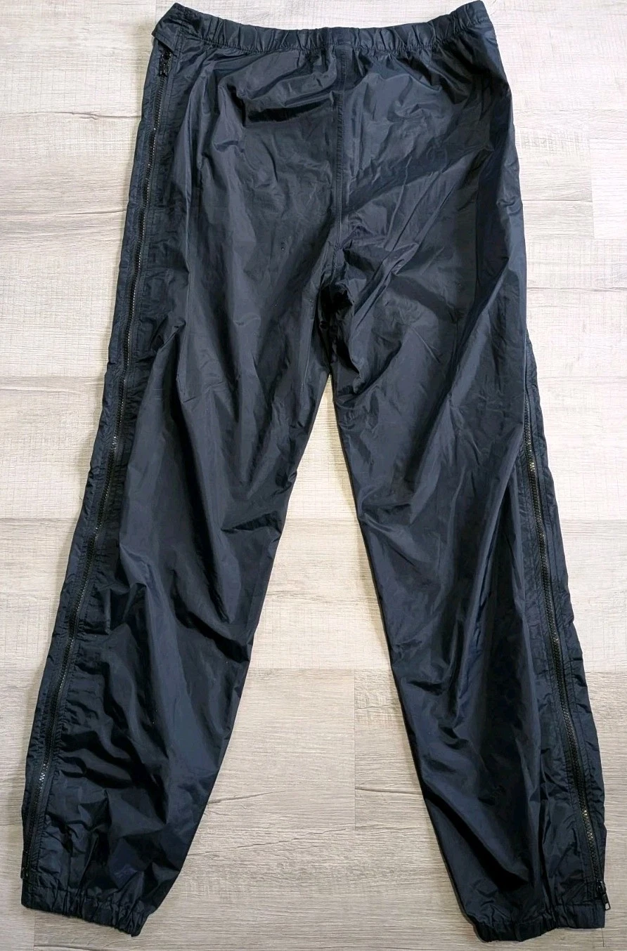 Vintage REI Men's Gore-Tex Rain Pants Sz M Black Full Side Zip Outdoor Hiking
Opens in a new window
