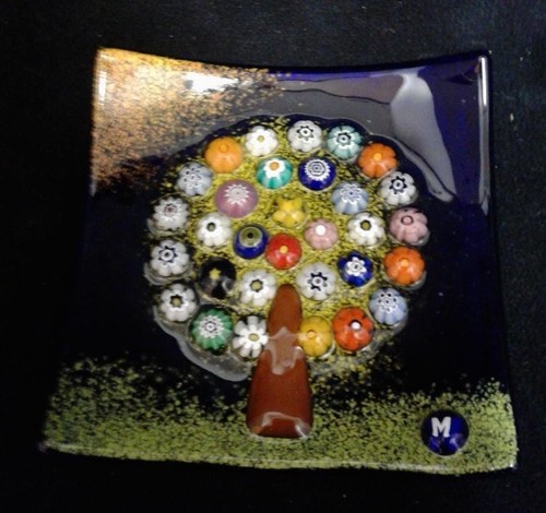 ART GLASS Dish Mid CenturyTree Design w/Embedded Millefiori Beads Signed M - Picture 2 of 8