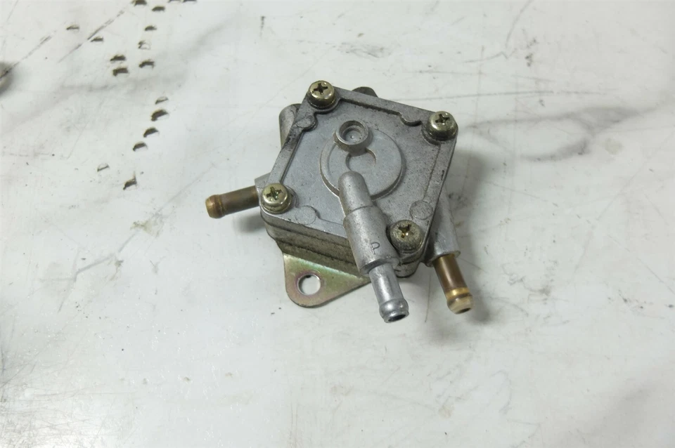 04 Hyosung Alpha Sports GT 250 GT250 petrol gas fuel pump - Image 2 of 3