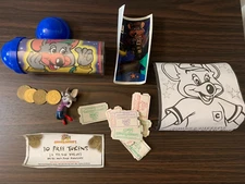 2000 Chuck E Cheese Millennium Time Capsule Straw Buddy Tokens Tickets Prize Y2K