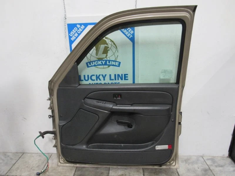 99 00 01 02 03 04 05 06 07 CHEVY SILVERADO 1500 puerta delantera derecha Foto 4 de 4