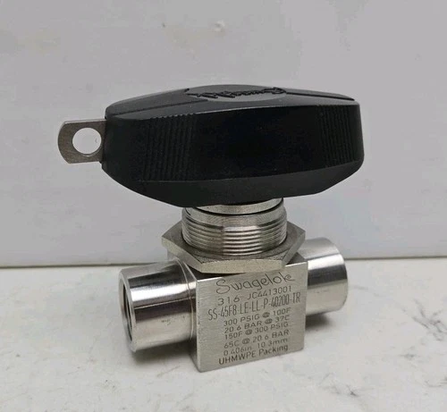 Swagelok SS-45F8-LE-LL-P-40200-TR Stainless Ball Valve 1/2" Fnpt Lock Handle New