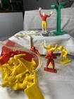 Marx Pro Bowl Football Game 12 Yellow 12 Red Lg Figure Footballs Goal Posts Toy