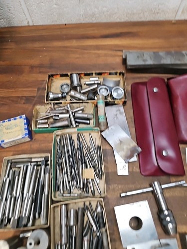 K136- MACHINIST TOOLS & Parts MACHINIST BOX CONTENTS - Picture 12 of 15