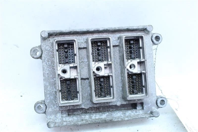 ECU ECM COMPUTER Rainier Trailblazer Trailblazer Ext Envoy Envoy 03-06 1133314 Foto 2 de 4