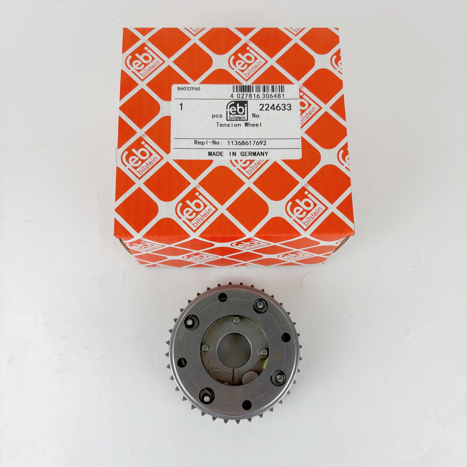 BMW i8 2016-2017 Camshaft sprocket