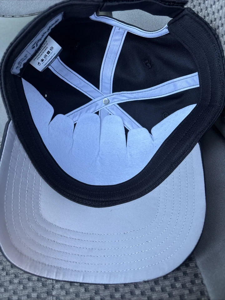 Taylor Made帽子 Silver Pennant标志 很少磨损和清洁 — 第 4/4 张图片