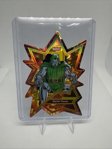 Doctor Doom #CM-GR-40 — Marvel 2025 Kakawow Cosmos Green Marvel card